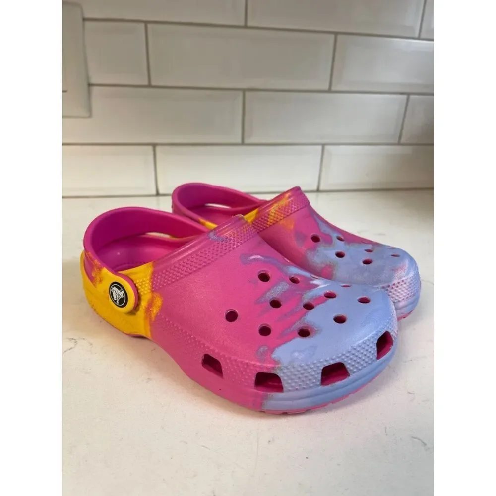 Crocs Kids' Classic Ombre Clog Sandals Size Junior 2 - Color Juice / Multi
